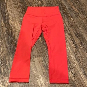 Lululemon Cropped Wunder Under Legging
